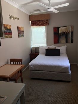 Boronia Lodge Burwood - Accommodation Daintree 38