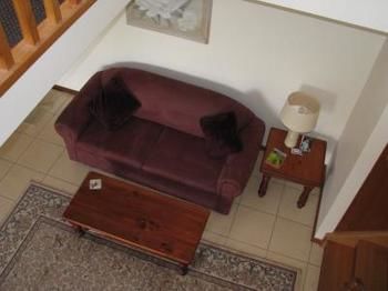 Hill Top Country Guest House - Accommodation Daintree 8