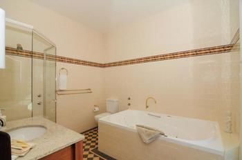 Sandholme Guesthouse - Accommodation Daintree 16