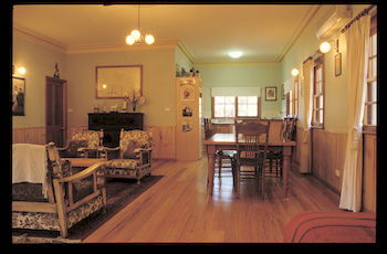 Woollamia Village Retreat - Accommodation Daintree 13