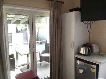 Huskisson Beach Bed And Breakfast - Accommodation Daintree 35