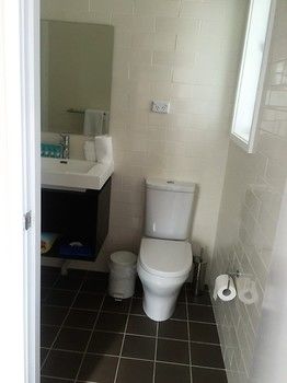 Huskisson Beach Bed And Breakfast - Accommodation Daintree 78