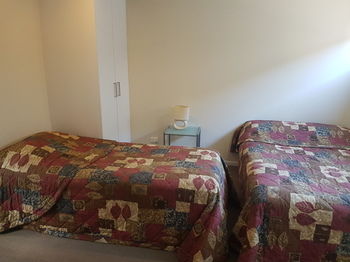 Bentley Waterfront Motel & Cottages - Accommodation Daintree 26