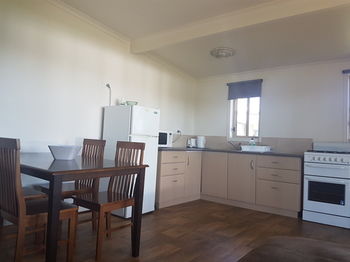 Bentley Waterfront Motel & Cottages - Accommodation Daintree 73