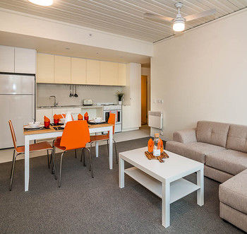 Student Village Melbourne - Accommodation Daintree 11