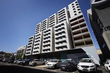 Student Village Melbourne - Accommodation Daintree 20