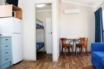 REDHEAD BEACH HOLIDAY PARK - Accommodation Daintree 7