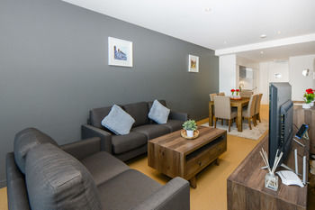 UrbanMinder At SQ - Accommodation Daintree 13