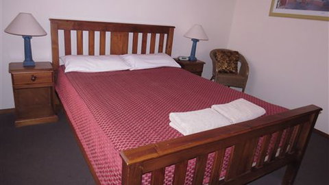 AAT 28 Goldsmith Hotel - Accommodation Daintree 6