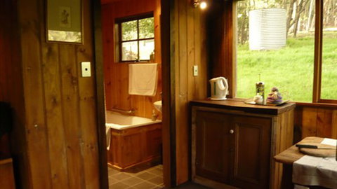 Braeside Mount Macedon Country Retreat And Bed & Breakfast - Accommodation Daintree 0