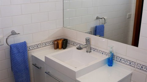 Alpine Country Cottages: Studio 3 - Accommodation Daintree 3