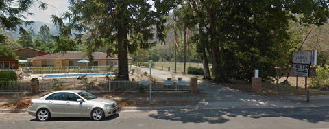 Glenn Rocks Motel - Accommodation Daintree 0