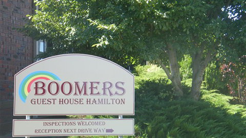 Boomers Guest House Hamilton - Accommodation Daintree 6