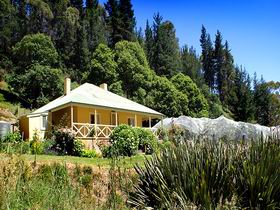Bishops Adelaide Hills - Willow Cottage - Accommodation Daintree 0