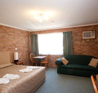 Allan Cunningham Motel and Old Wagon Restaurant - Accommodation Daintree