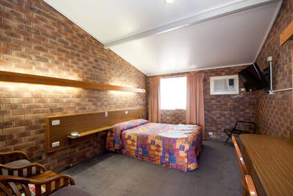 Allan Cunningham Motel And Old Wagon Restaurant - Accommodation Daintree 7