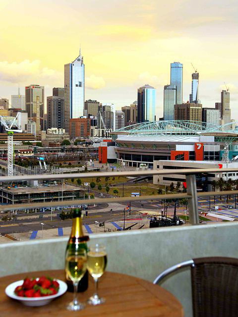 Apartments@Docklands - Accommodation Daintree 3