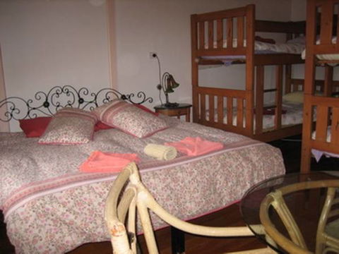 Burwood Bed & Breakfast - Accommodation Daintree 0