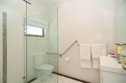 CeeSpray On Owen - Accommodation Daintree 3