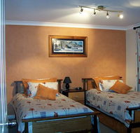 Elm Cottage - Tumut - Accommodation Daintree