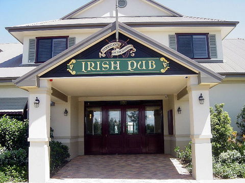 Harrigan's Irish Pub & Ibis Styles Harrington - Accommodation Daintree 1