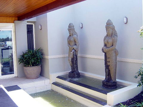 Harrigan's Irish Pub & Ibis Styles Harrington - Accommodation Daintree 3