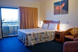 Kacy's Bargara Beach Motel - Accommodation Daintree 2
