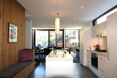 Parallel Apartments - Accommodation Daintree 4
