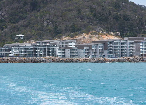 Grand Mercure Apartments Magnetic Island - Accommodation Daintree 4