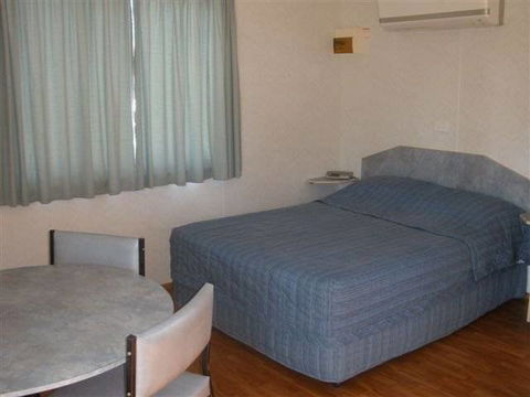 Riverside Caravan Park - Accommodation Daintree 3