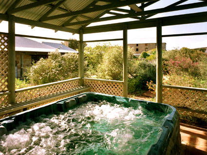 Rock Of Ages Cottage B&B - Accommodation Daintree 0
