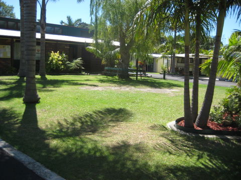 Sussex Palms Holiday Park - Accommodation Daintree 2