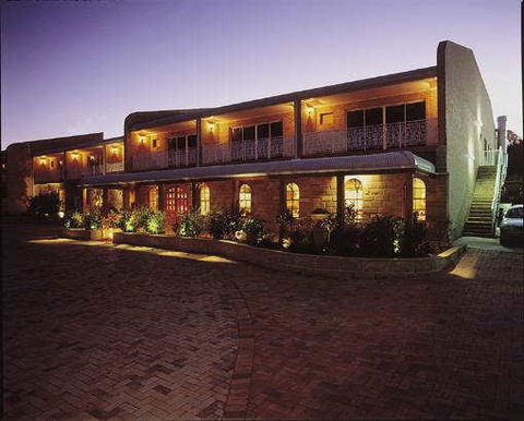 Hermitage Campbelltown - Accommodation Daintree 1