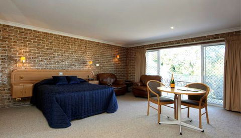 Hermitage Campbelltown - Accommodation Daintree 0