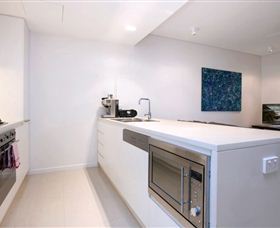 Absolute Waterfront Luxury Apartments - Accommodation Daintree 4