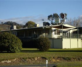 Talbingo Country Club - Accommodation Daintree 1