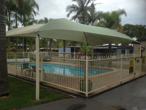Sussex Palms Holiday Park - Accommodation Daintree 5