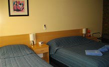 Benjamin Singleton Motel - Singleton - Accommodation Daintree 3