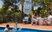 Island Palms Motor Inn - Forster - Accommodation Daintree 0
