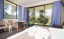 Island Palms Motor Inn - Forster - Accommodation Daintree 3