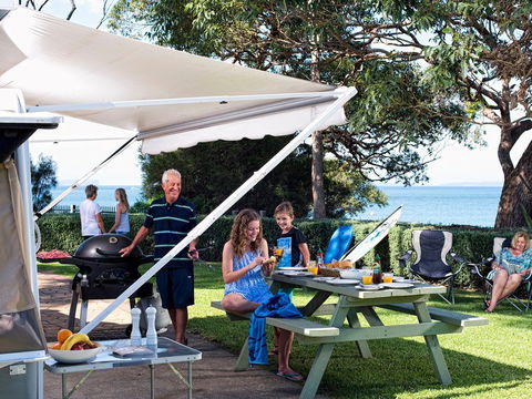 Huskisson Beach Holiday Park - Accommodation Daintree 4