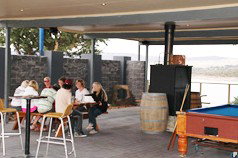 Lake Jindabyne Hotel Motel - Accommodation Daintree 1