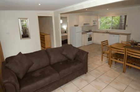 The Palms At Avoca - Accommodation Daintree 2