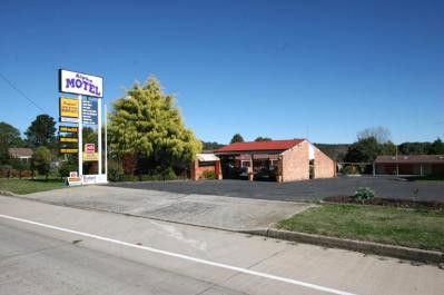 Alpha Motel - Accommodation Daintree 0