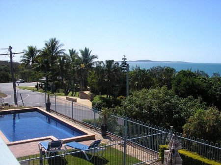 Tannum On The Beach Motel - Accommodation Daintree 1