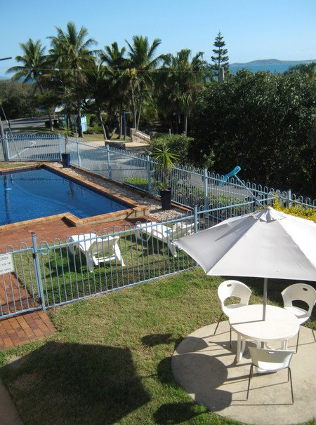 Tannum On The Beach Motel - Accommodation Daintree 5