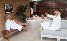 Sunny Hill Retreat Accommodation And Day Spa - - Accommodation Daintree 1