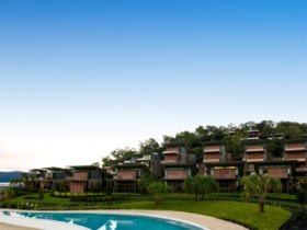 Yacht Club Villas - Accommodation Daintree 1