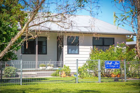 Dell-Lee Cottage - Accommodation Daintree 0