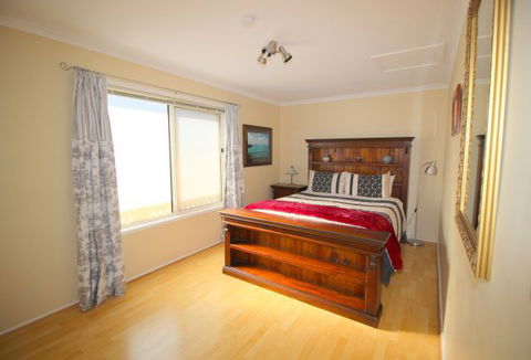 Christies Cottage For Holidays And Relocations. - Accommodation Daintree 20